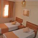 Sunpoint Bodrum فندق غومْبيت