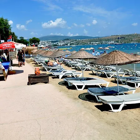 Sunpoint Bodrum فندق غومْبيت